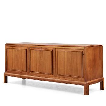Nils Ahrbom & Helge Zimdahl, a walnut sideboard, Stockholm, 1932.