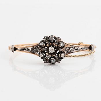 Old cut and rose cut diamond bangle, 1800's.