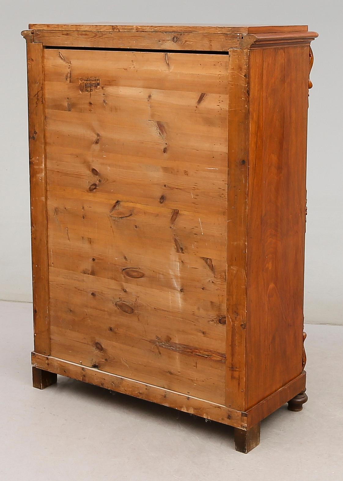 CHIFFONJÉ, 1800-talet andra hälft.