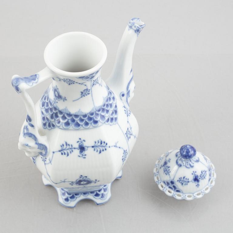 Royal Copenhagen, a 25-piece mocha porcelain service, half lace "Blue Fluted", Denmark.