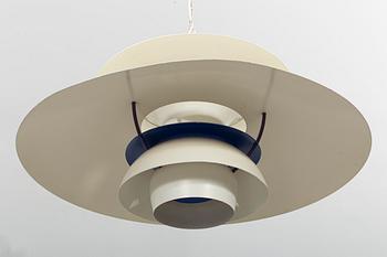 POUL HENNINGSEN, taklampa, "PH 5", för Louis Poulsen, Danmark.