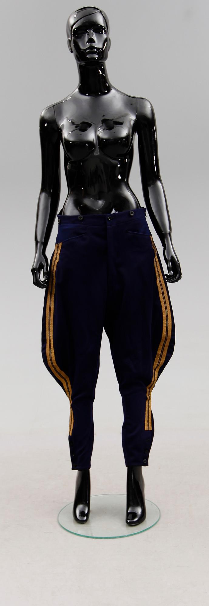 UNIFORMSBYXOR, 3 st, Sverige, 1900-tal.