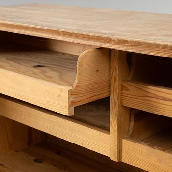 Göran Malmvall, skåp, modell "810", Karl Andersson & Söner, Huskvarna, 1950-tal.