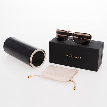 BVLGARI SOLGLASÖGON, modell 5016.