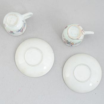 A group of 11 Chinese export porcelain pieces, Qing dynasty, 18th century.