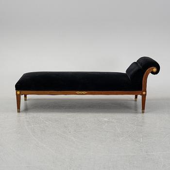 A late gustavian style daybed, early 20th century.