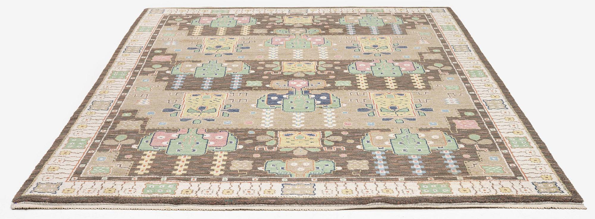 Märta Måås-Fjetterström, matta, "Örtagården", flossa, ca 313 x 205 cm, signerad AB MMF.