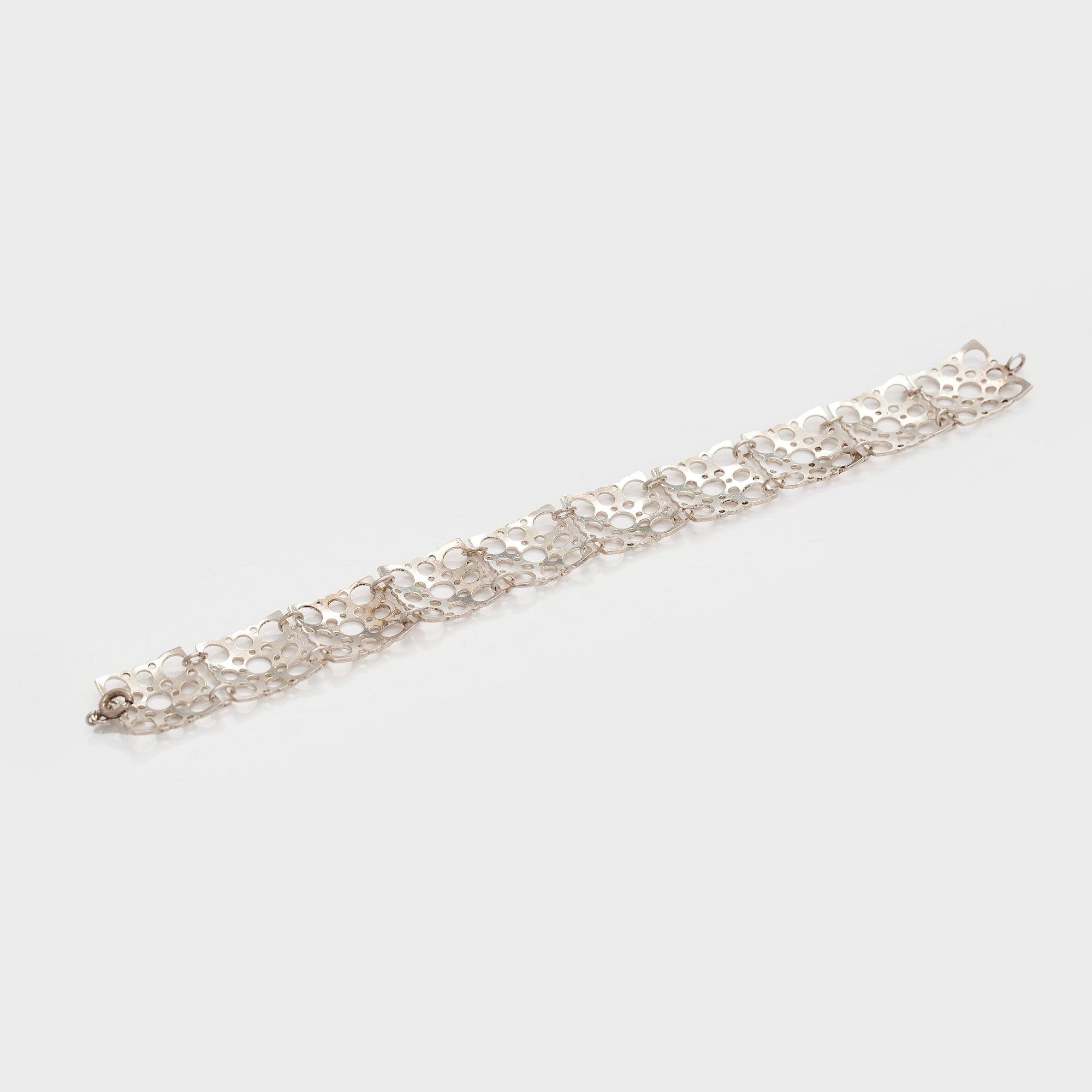 Liisa Vitali, bracelet, "Lace", silver, Wersterback 1971.