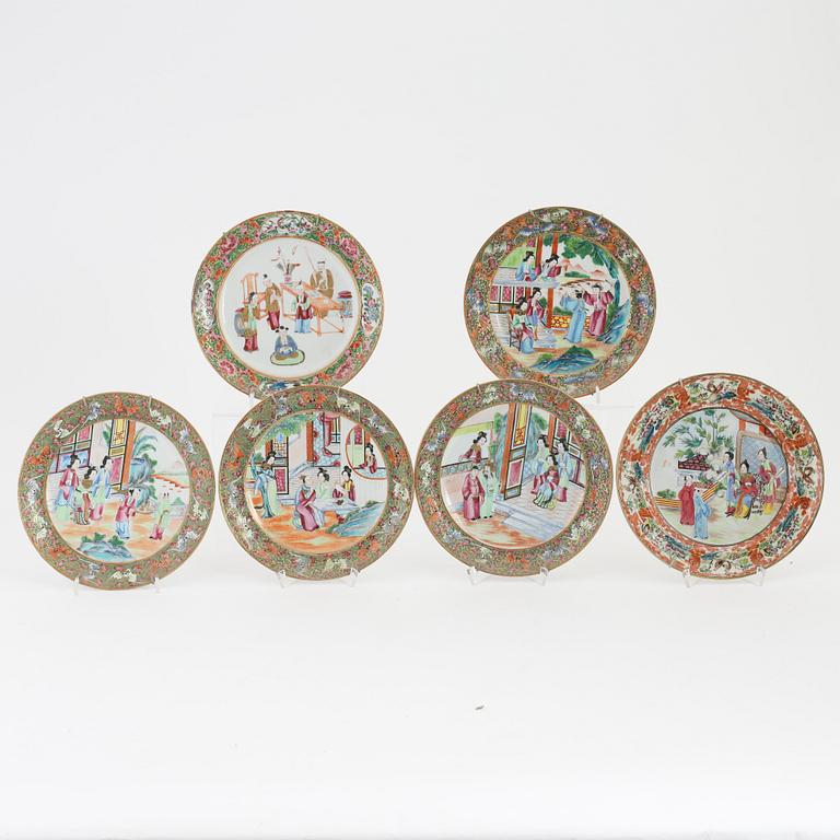 Six Chinese porcelain plates, mid 19th Century.