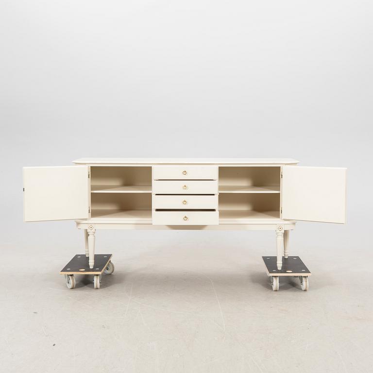 Sideboard, gustaviansk stil, 1900-talets senare del.