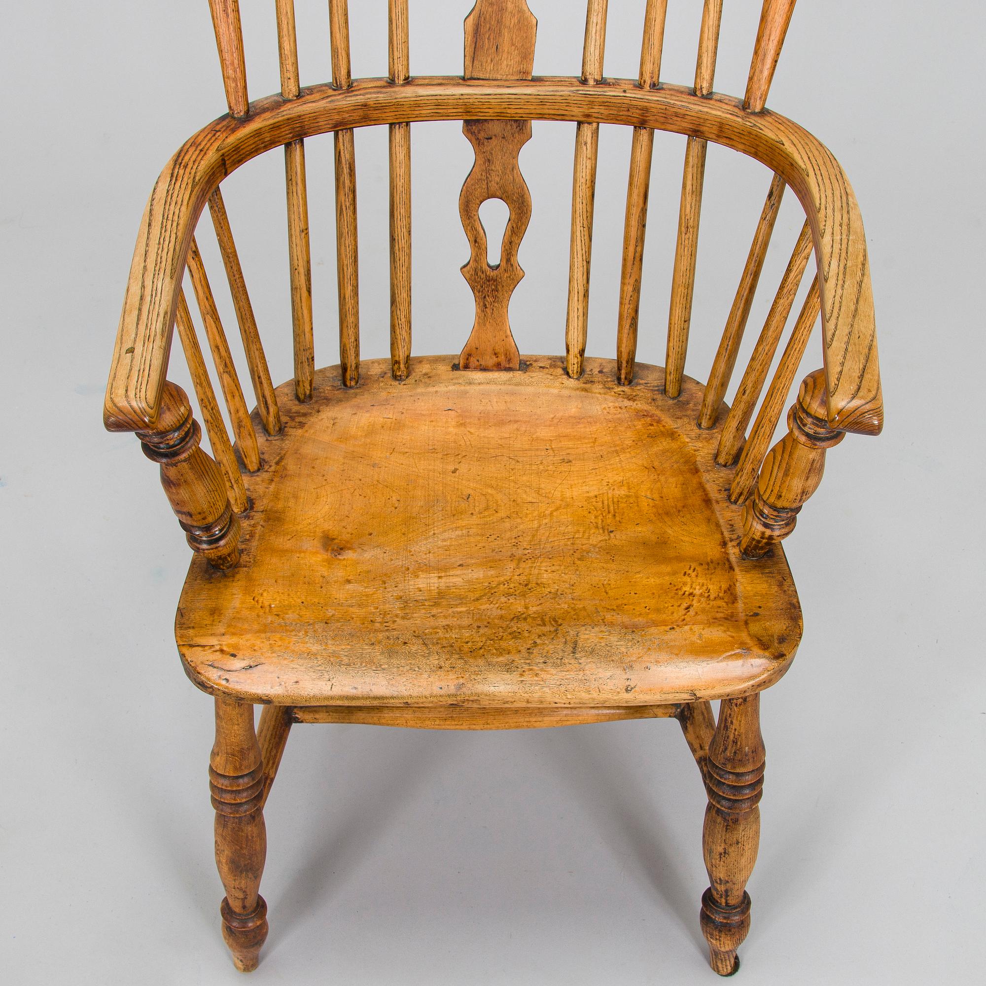 An armchair in Windsor style, 18th century.