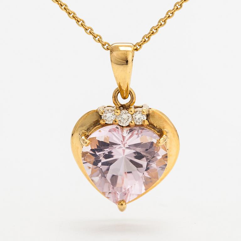 A 14K and 18K gold necklace with a morgnaite and diamonds ca. 0.03 ct in total.