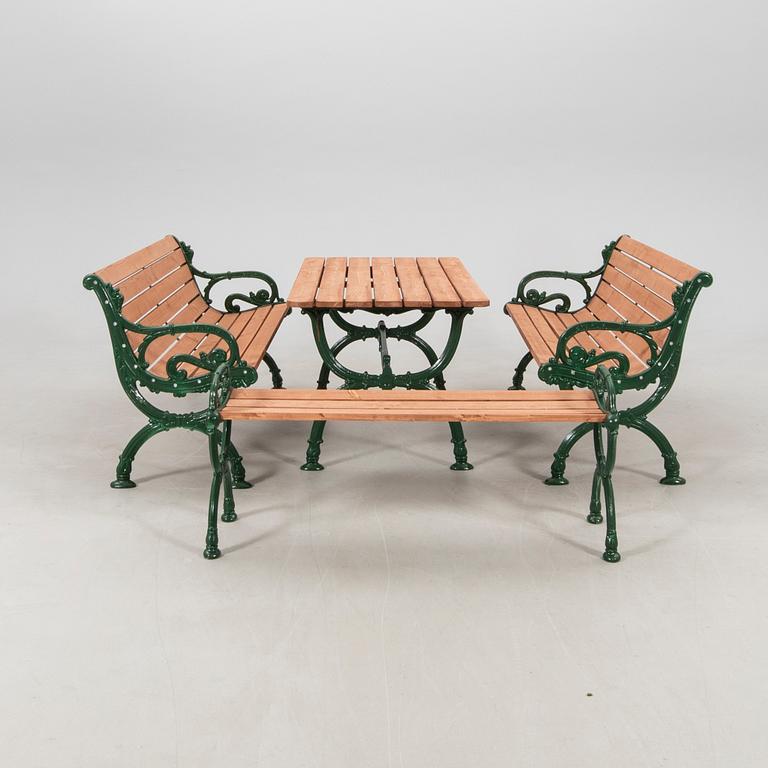 Garden set, 4 pieces, Byarums Bruk, late 20th century.