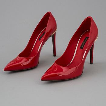 LOUIS VUITTON, shoes, size 37.