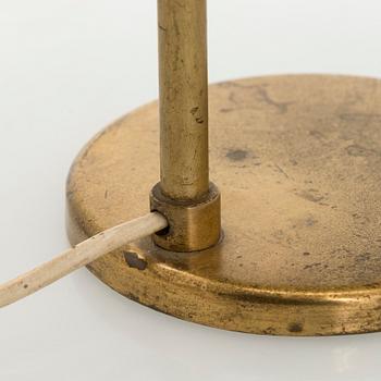 Paavo Tynell, a 1940s '5321' 'The Shell' table lamp for Taito.