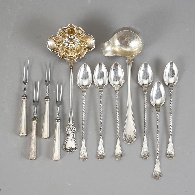 PARTI SILVER, 12 delar, bland annat Erik Gustaf Öström, Gävle, 1846. Vikt ca 174g.