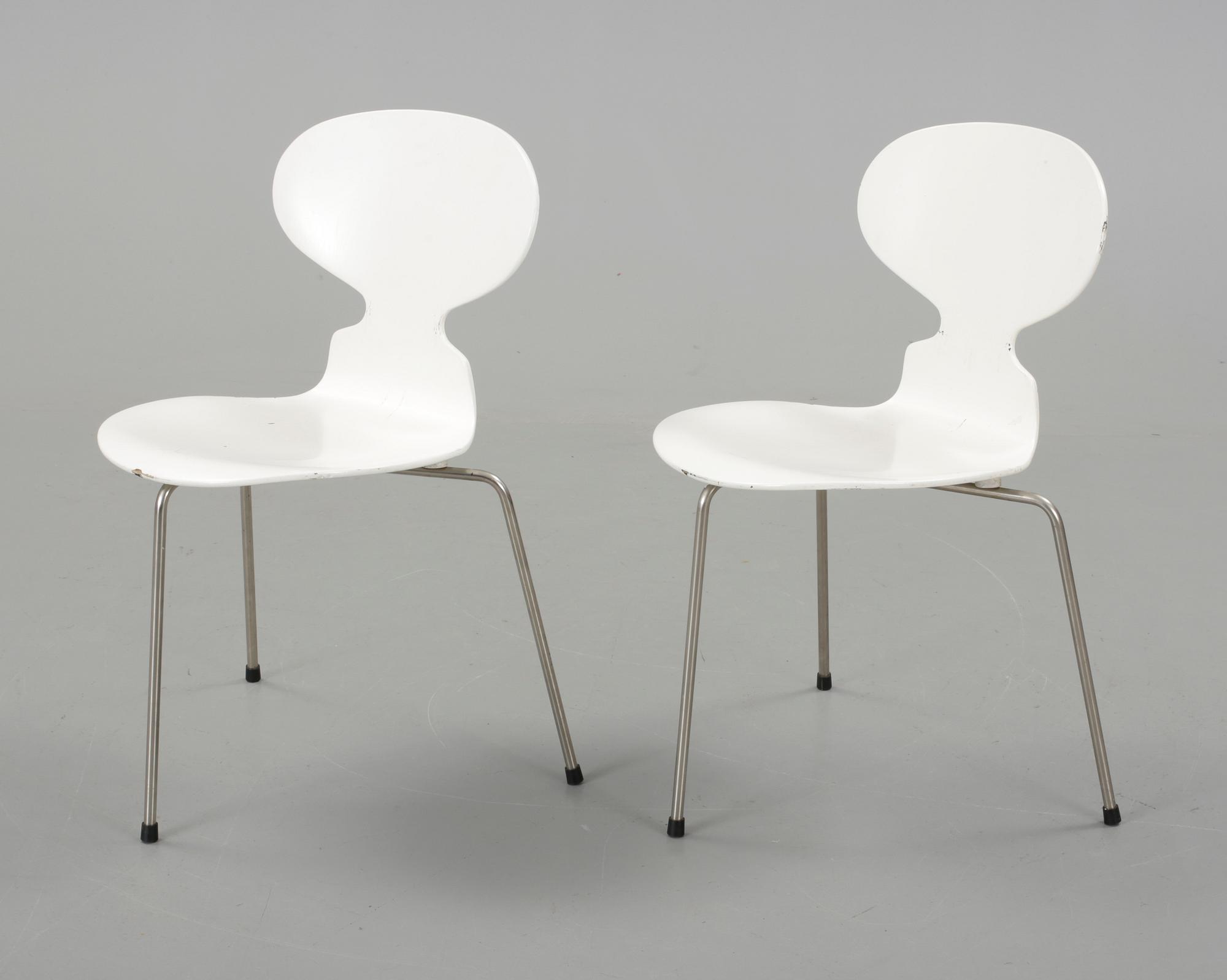 STOLAR, ett par, "Myran, Arne Jacobsen, Fritz Hansen, 1900-talets andra hälft.