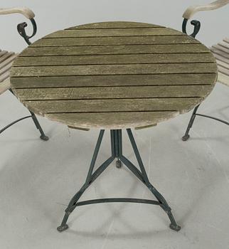 TRÄDGÅRDSGRUPP, 3 delar, 1900-talets andra hälft.