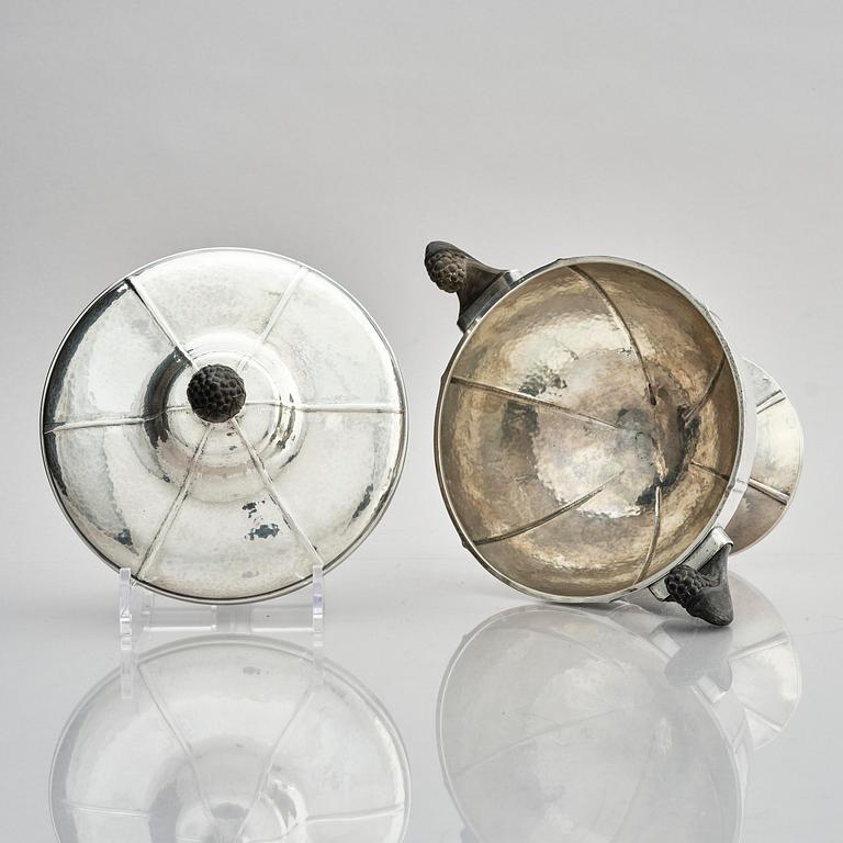 Sandbergs Eftr G C Gustafsson C A, skål med lock, silver, Helsingborg 1919.