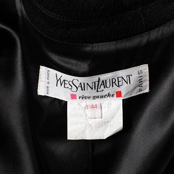 JACKA, Yves Saint Laurent. Storlek 44.