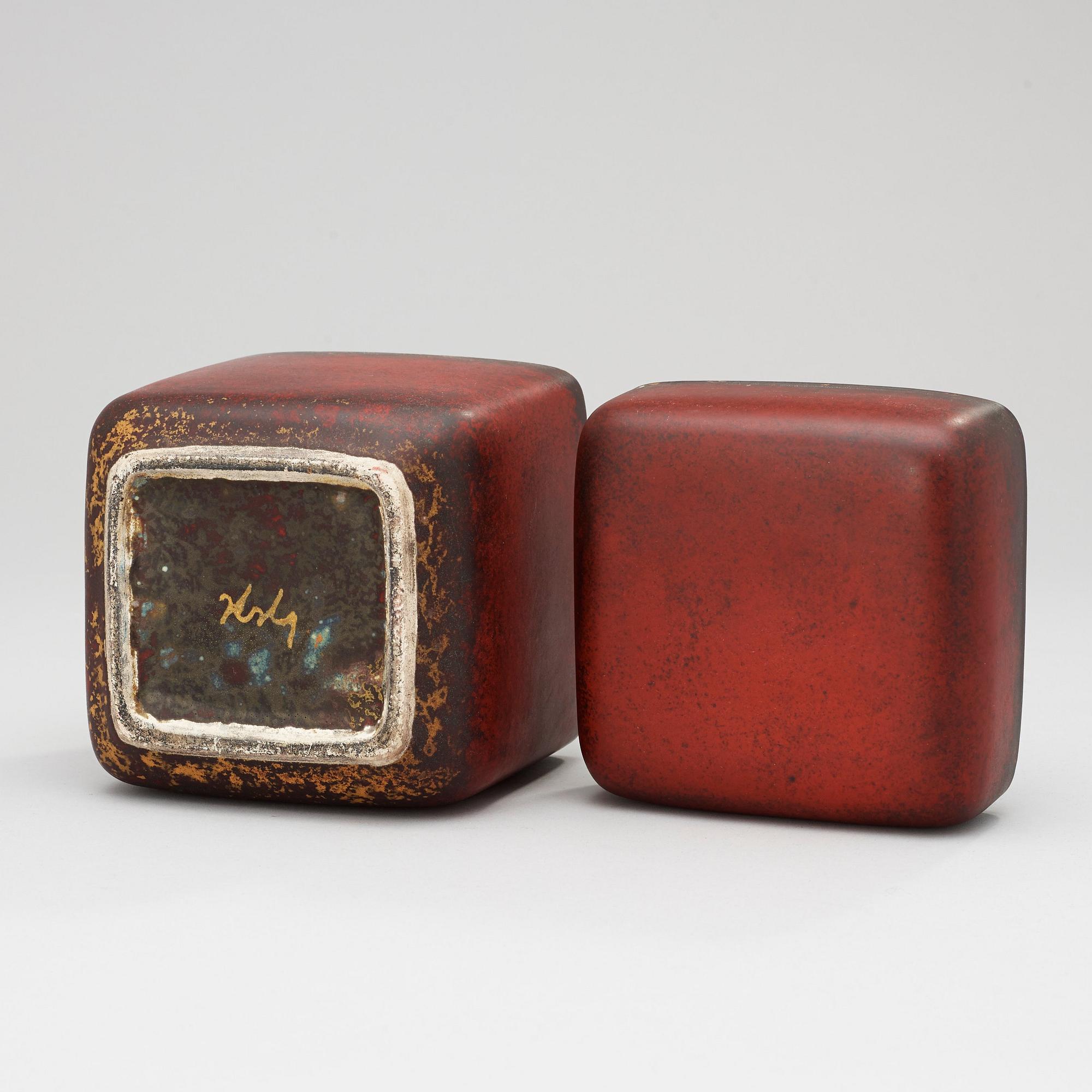 Hans Hedberg, A Hans Hedberg faience box, Biot, France.