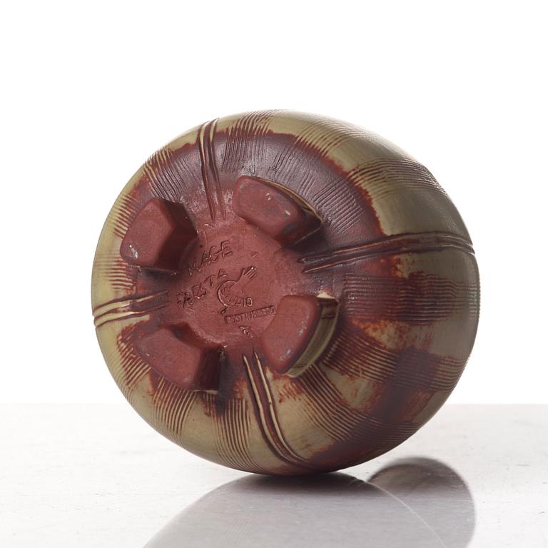 Wilhelm Kåge, a 'Farsta' stoneware vase, Gustavsberg studio 1950.