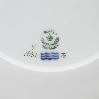 Förrättstallrikar, 9 st, porslin, "Sachsisk blomst", Royal Copenhagen, Danmark, 1922.