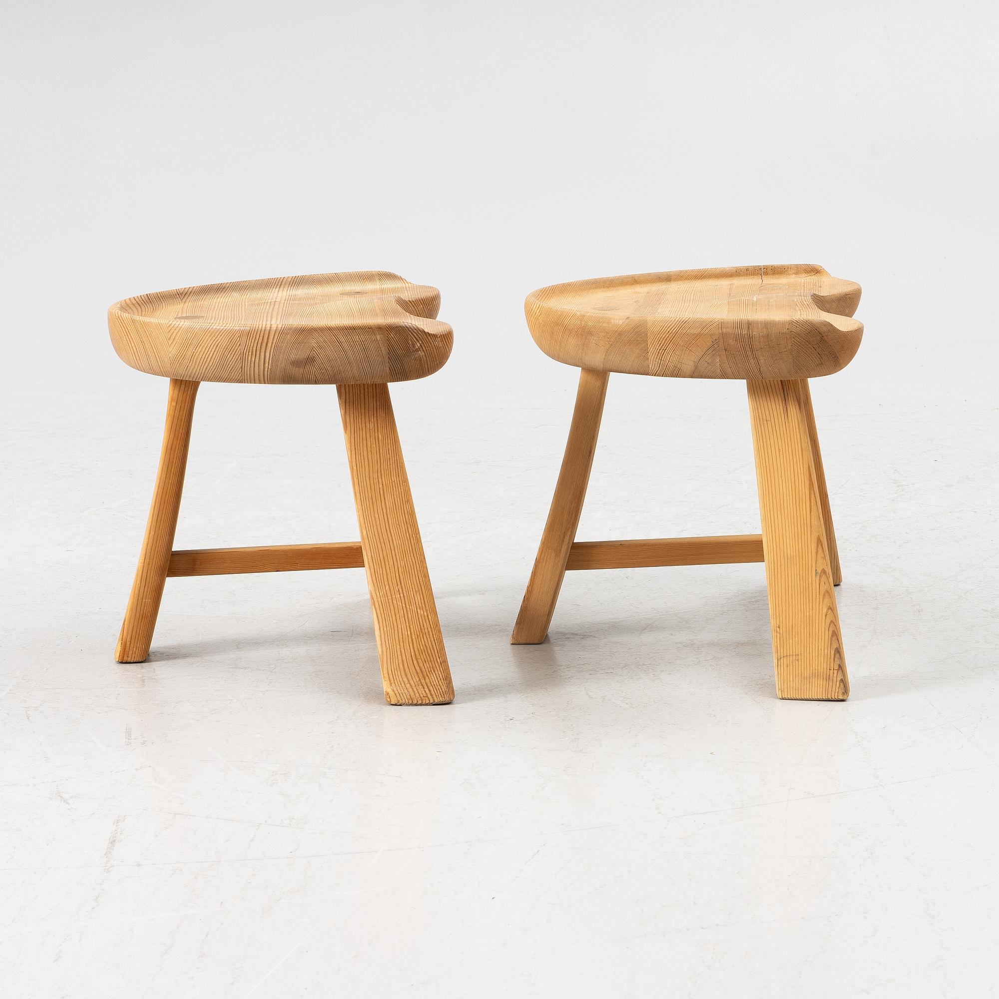 Krogenaes Mobler, pallar, ett par, Norge, 1900-talets mitt.