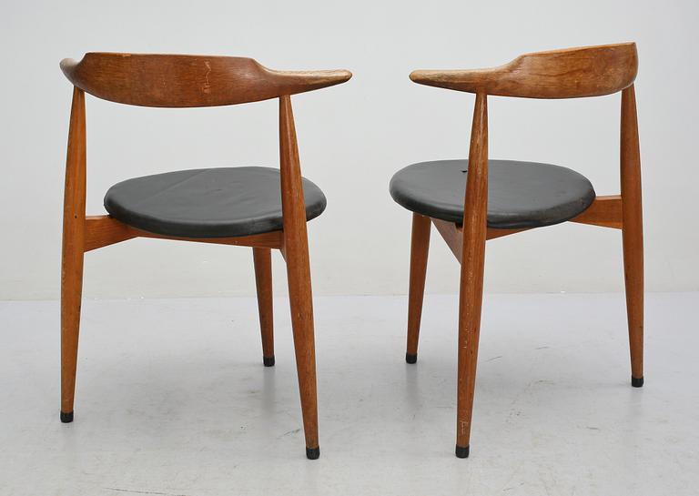 STOLAR, ett par, modell 4104, Hans J Wegner, Fritz Hansen.