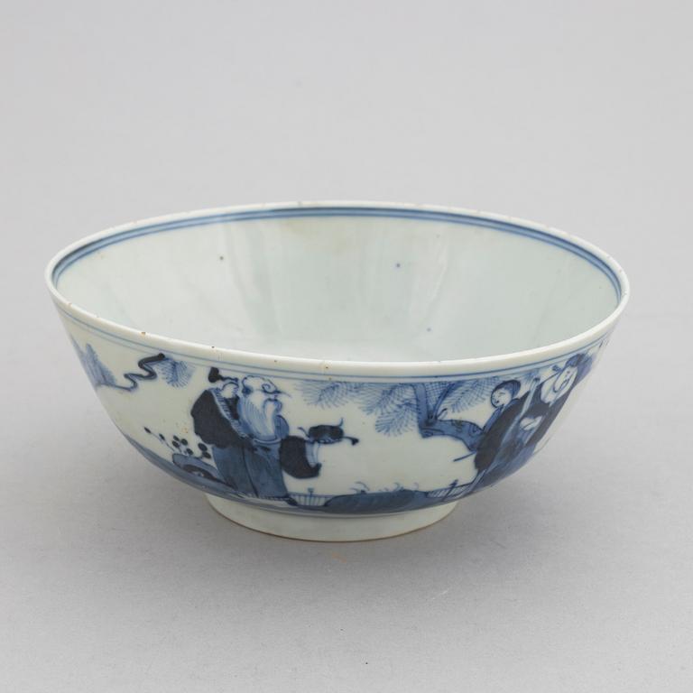 A Chinese blue and white porcelain 'scholars' bowl, Qing dynasty, 19th Century.