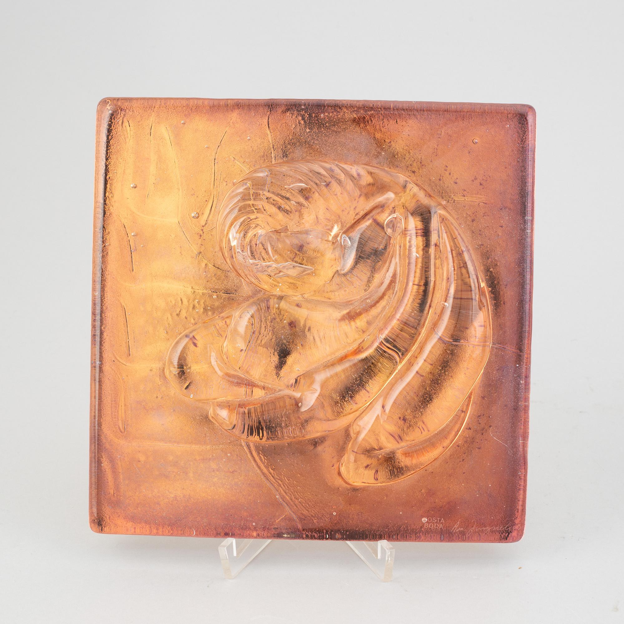 Two art glass tiles by Åsa Jungnelius for Kosta Boda, Signed.