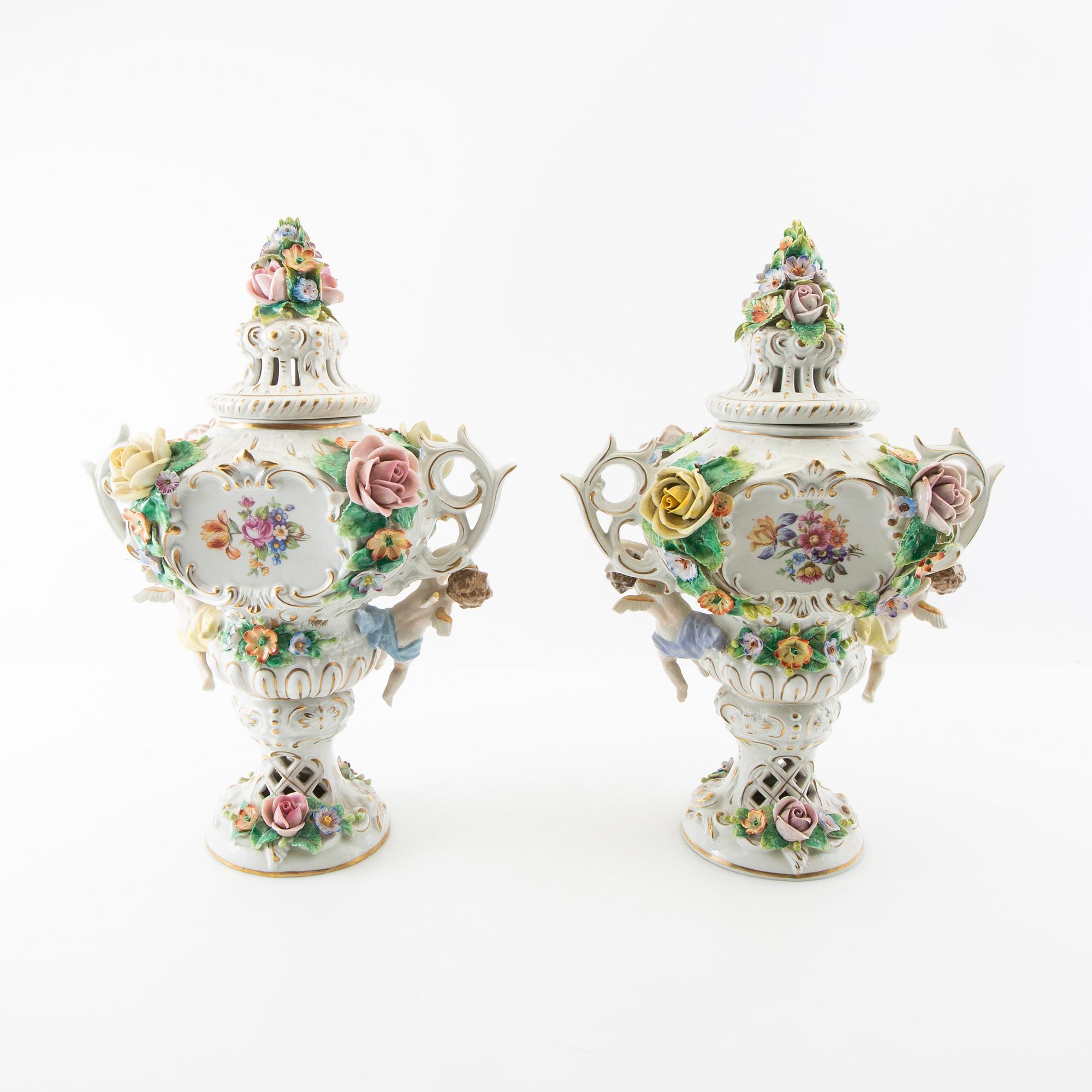 Potpourri urns 2 pcs Louis XV style Sitzendorf Germany first half of the 20th century porcelain.