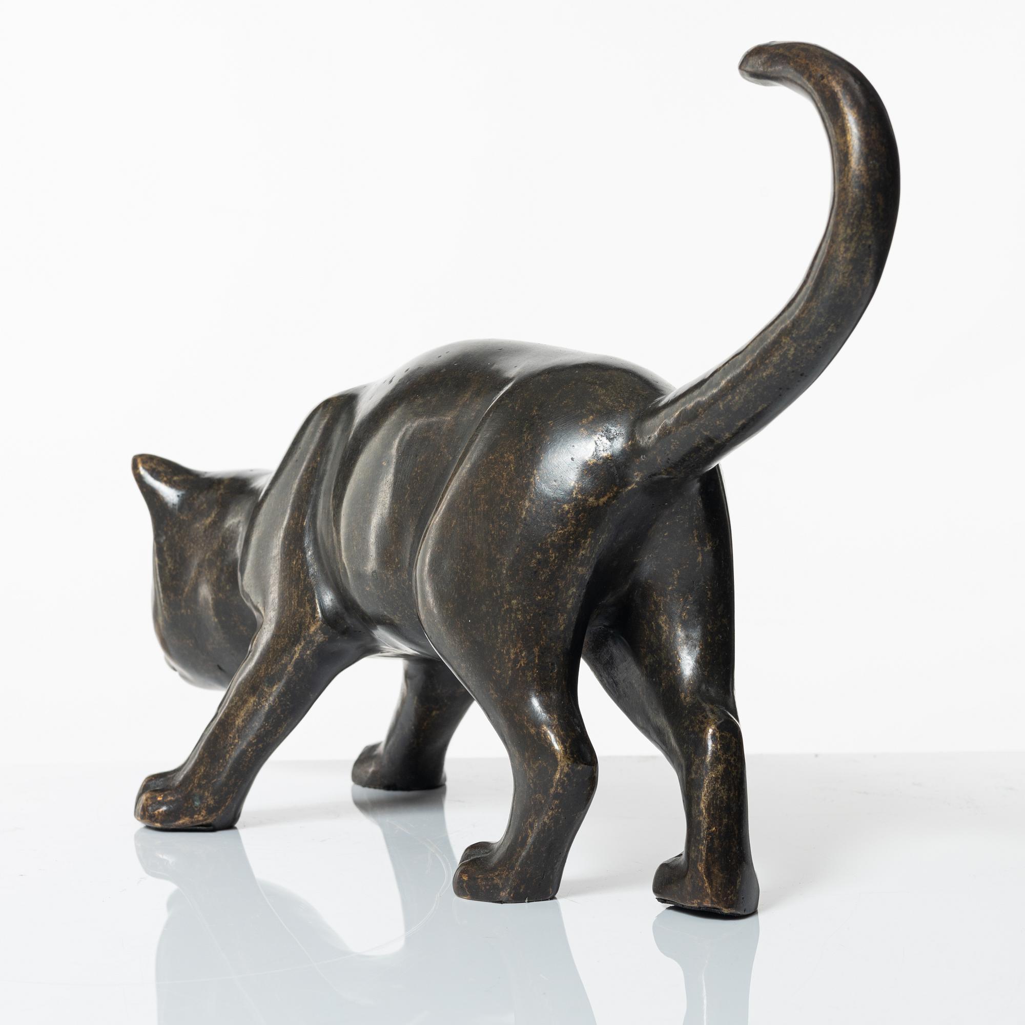 A decorative bronze sculpture, Fyrklövern.
