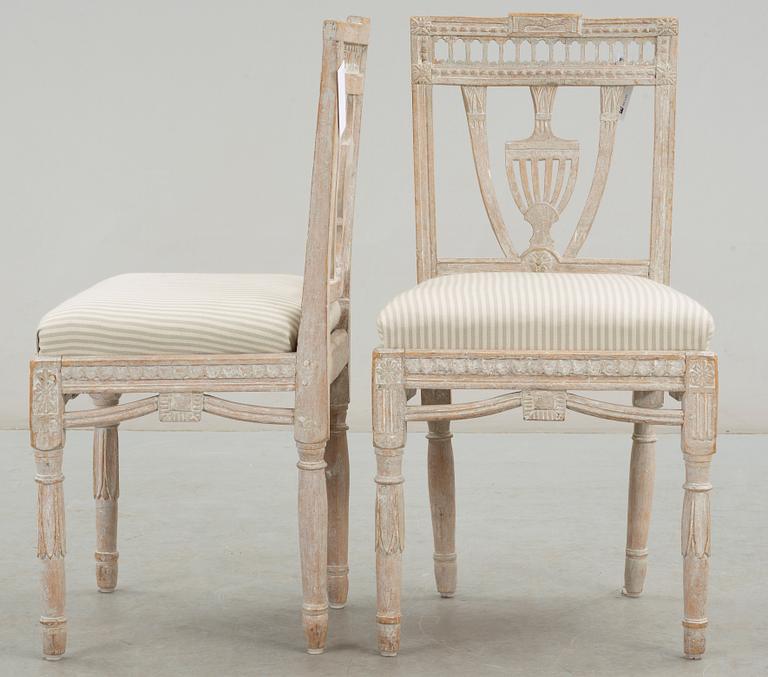 STOLAR, ett par, sengustavianska, 1700-talets slut.