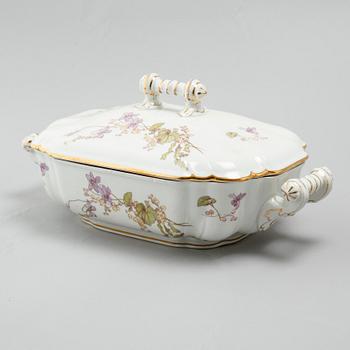 MATSERVIS, 49 delar, opakgods, "Viola", Gustavsberg, tillverkad 1895-1930.