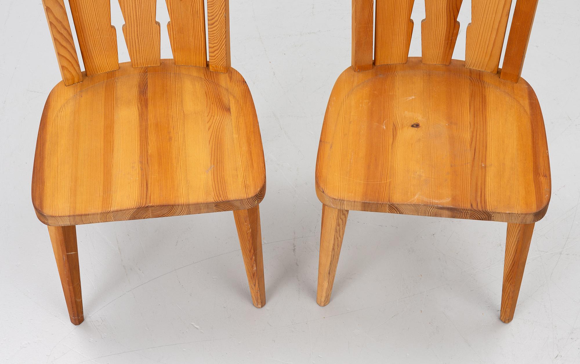 Nordiska Kompaniet, Pair of chairs. Swedish Modern. “Ekerö”, mid-20th century.