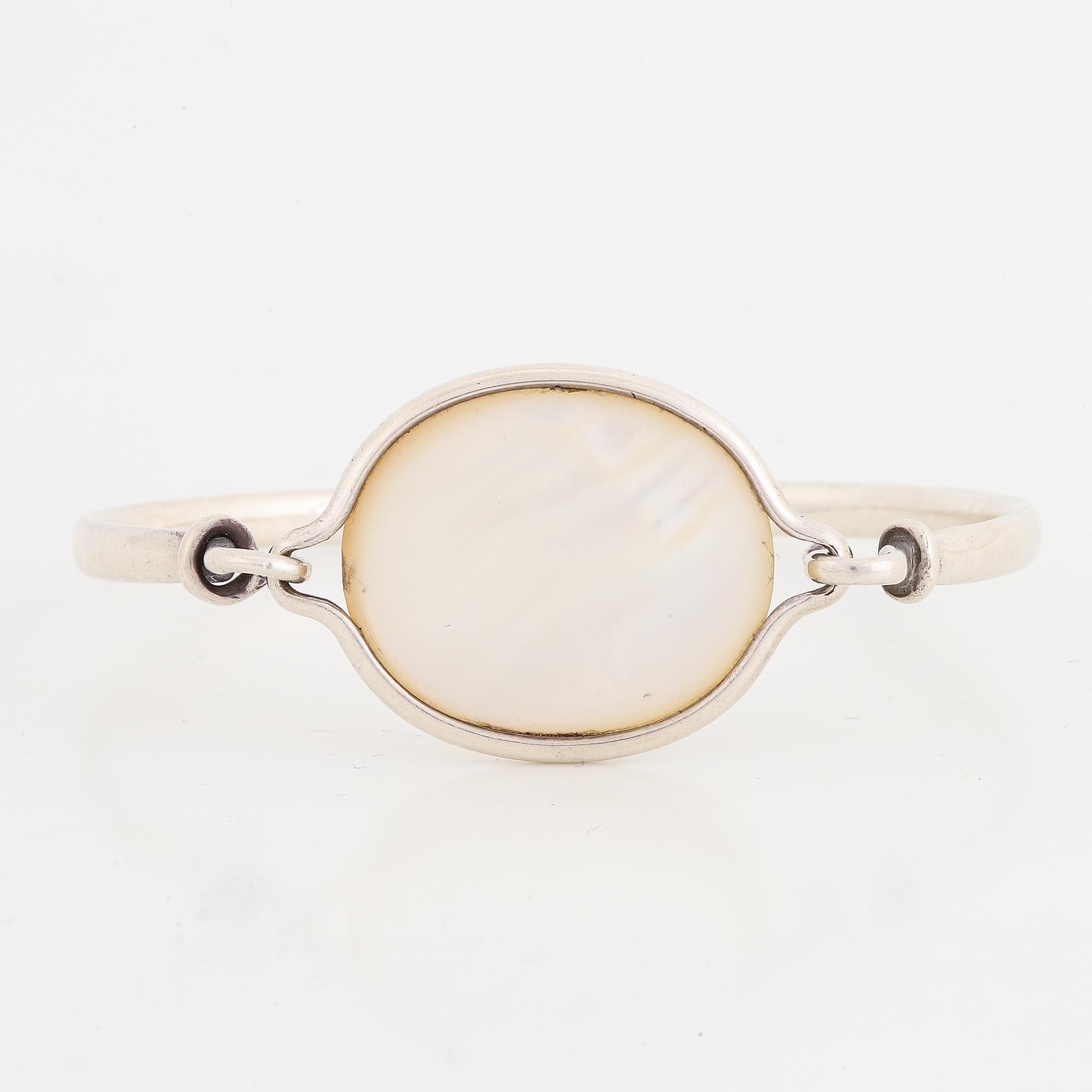 Vivianna Torun Bülow Hübe, a sterling bracelet, Jakarta Indonesien.
