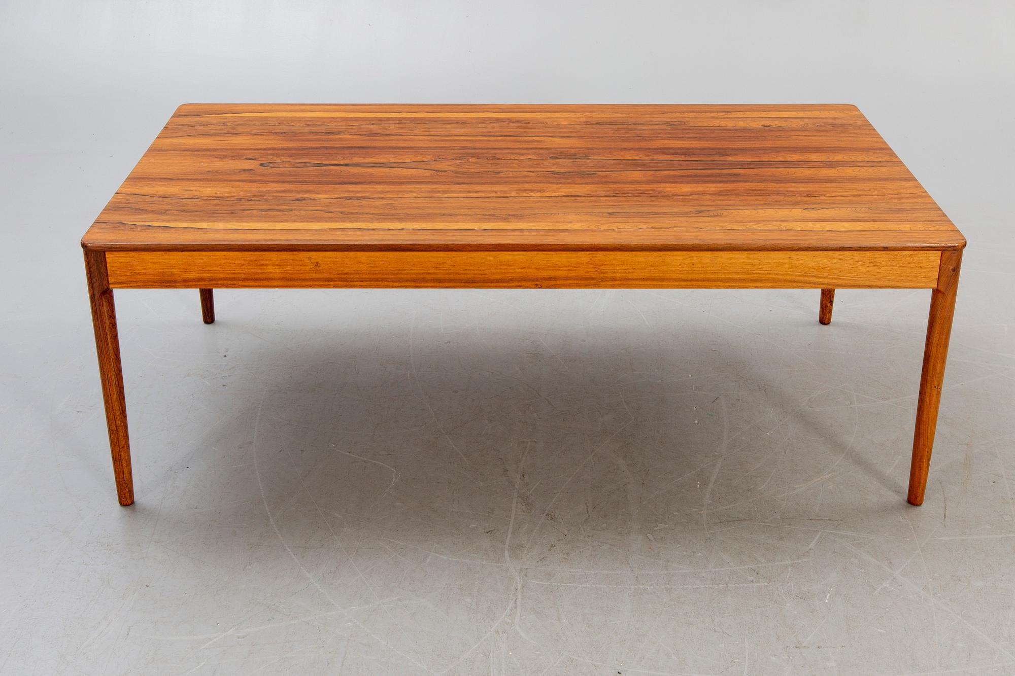 Yngvar Sandström, soffbord Säffle Möbelfabrik 1960/70-tal.