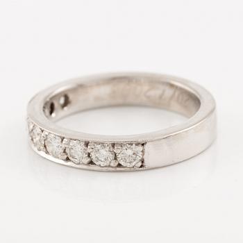 Ring, eternity, 18K white gold with brilliant-cut diamonds.