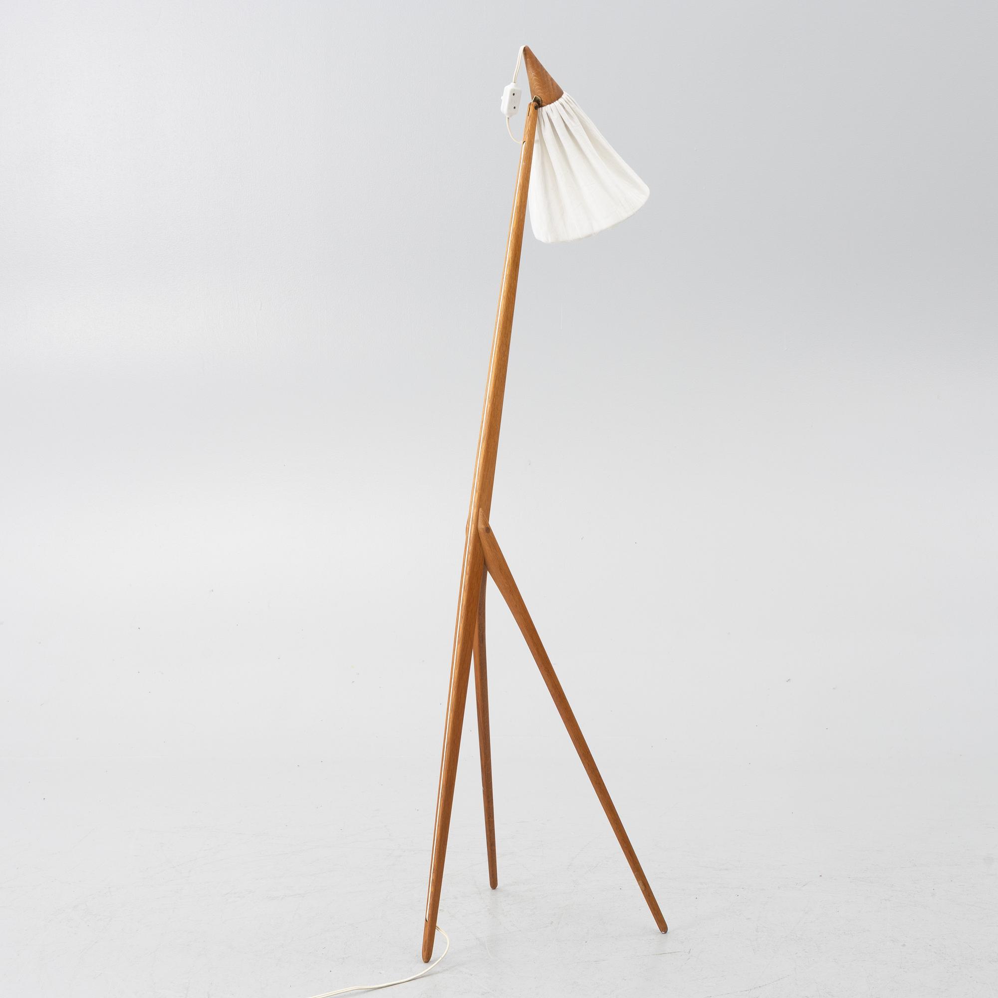 Uno & Östen Kristiansson, Floor lamp, “Giraffen”, Luxus, 1950s.
