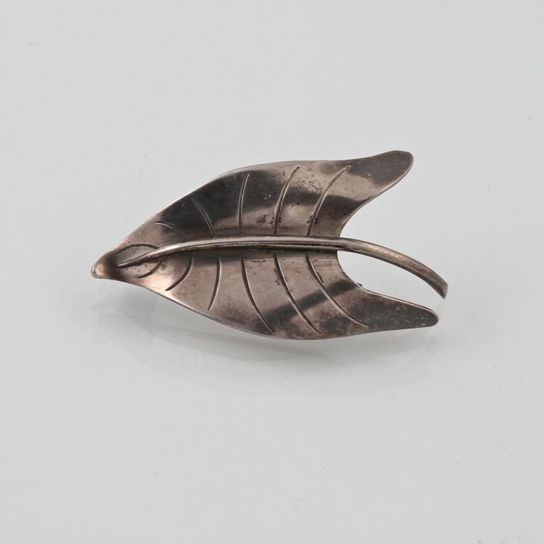 BROSCH, sterlingsilver, Stigbert för Engelbert, Stockholm, 1949. Vikt 6,7 gram.