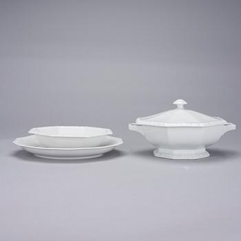 MATSERVIS, porslin, 40 delar, "Classic Rose", Rosenthal, Tyskland.