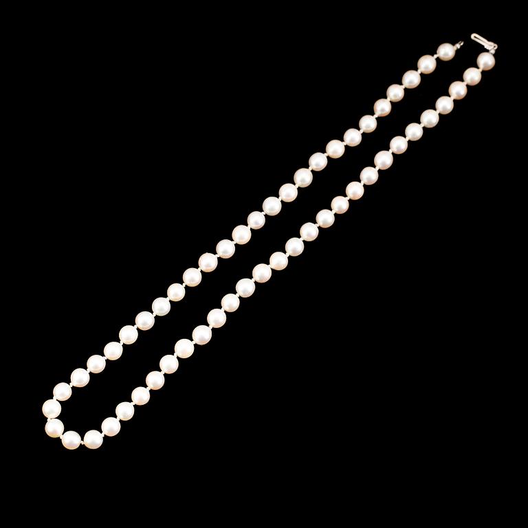 COLLIER, odlade pärlor, lås 18K vitguld.