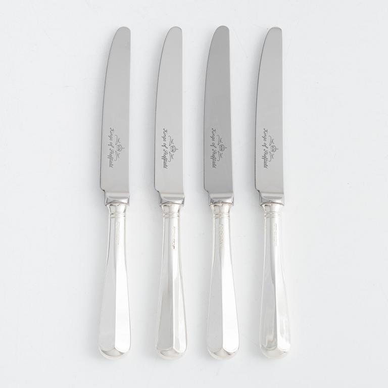 A Set of English Sterling Silver Table Knives, Sheffield 2005 (24 pieces).