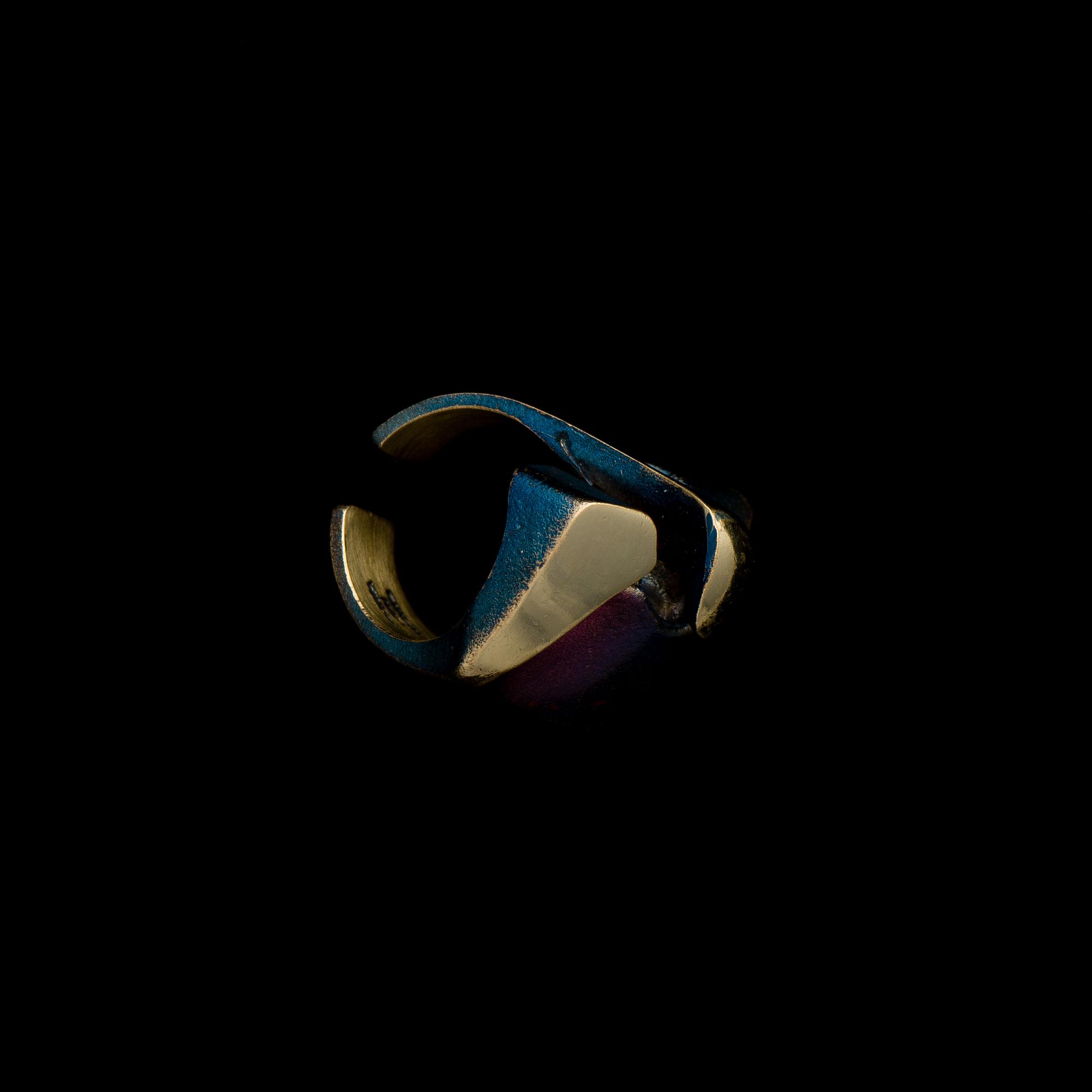 BJÖRN WECKSTRÖM, RING Scarab, eldbrons, Lapponia.