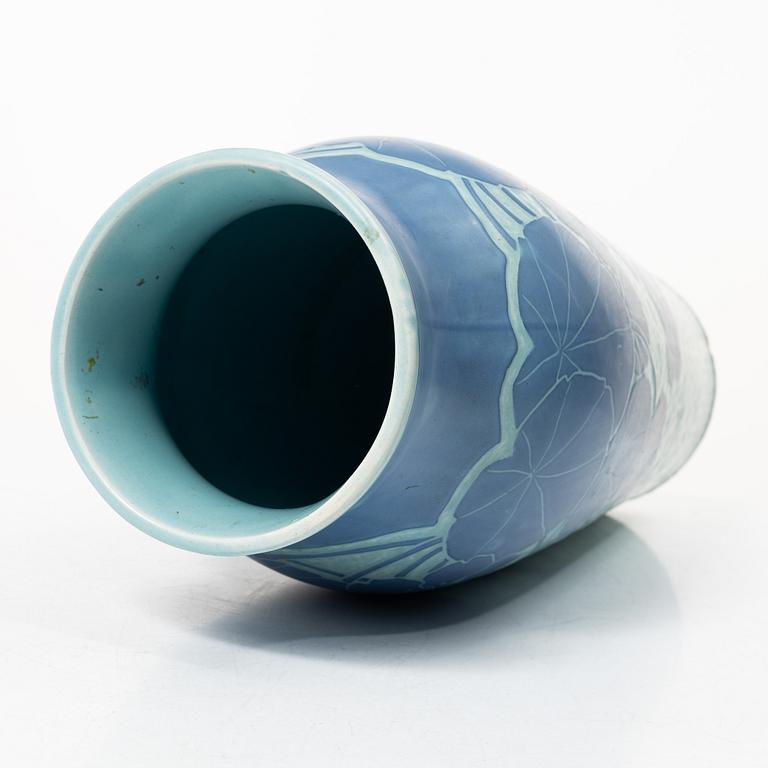 Josef Ekberg, A 'Sgraffito' vase, Gustavsberg, 1915.