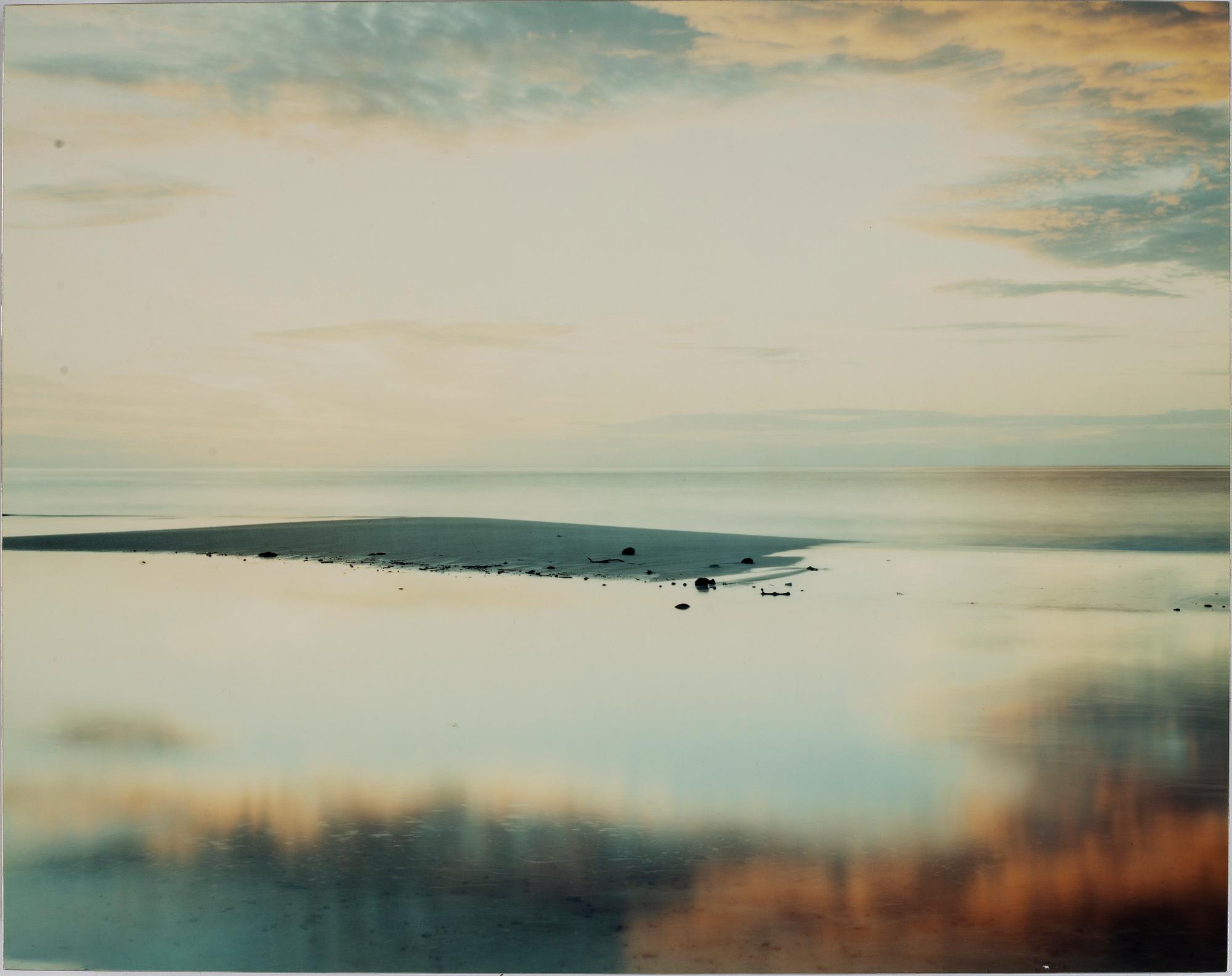 ANDERS KRISÁR, c-print monterad på aluminium, 3 verk ur en serie (3).