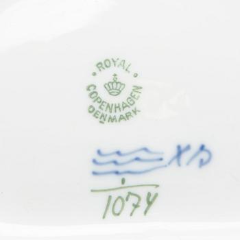 Royal Copenhagen, kaffe- och teservis, 55 delar, porslin, "Musselmalet", Danmark 1955-58.