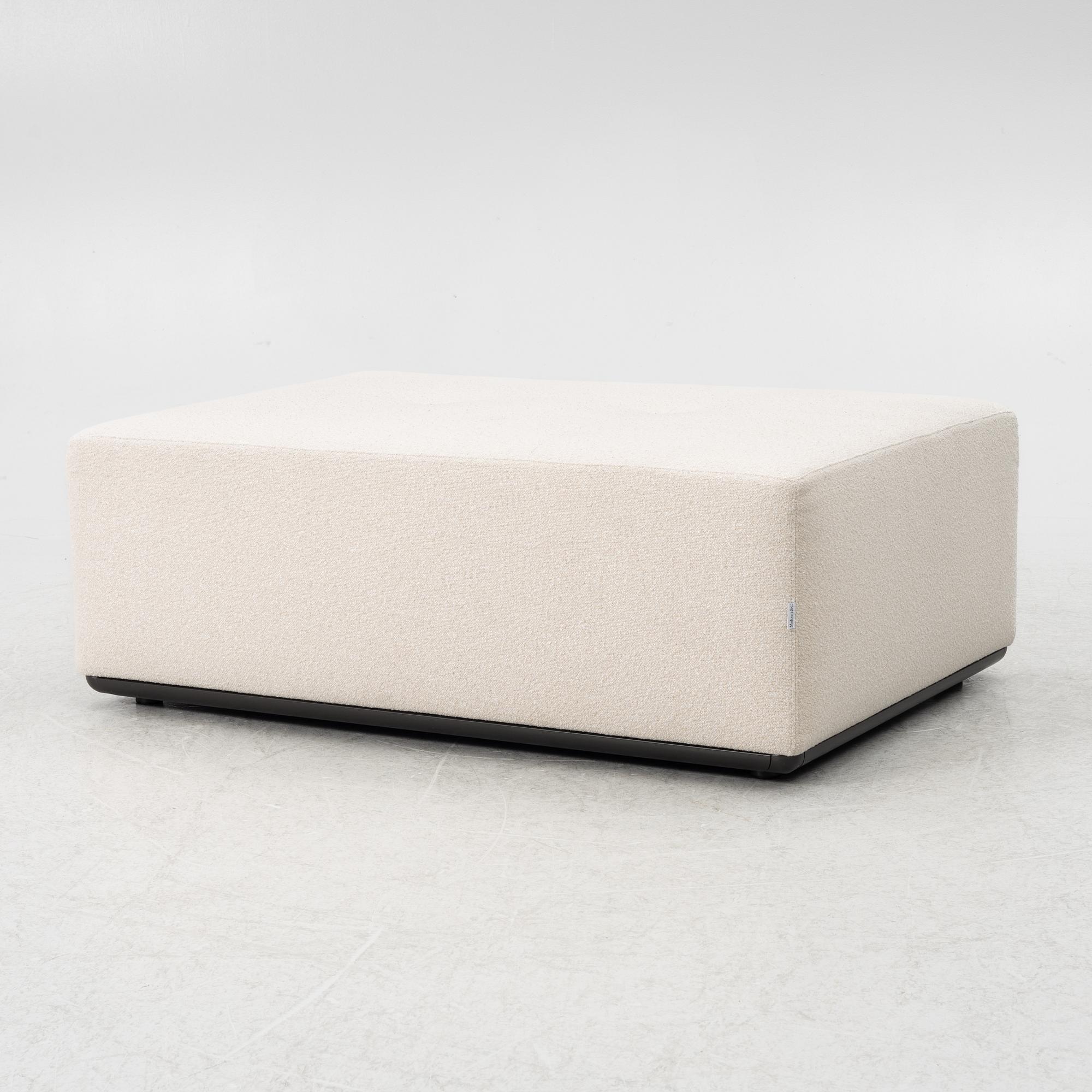 Ottoman, Molteni, Italy, contemporary.