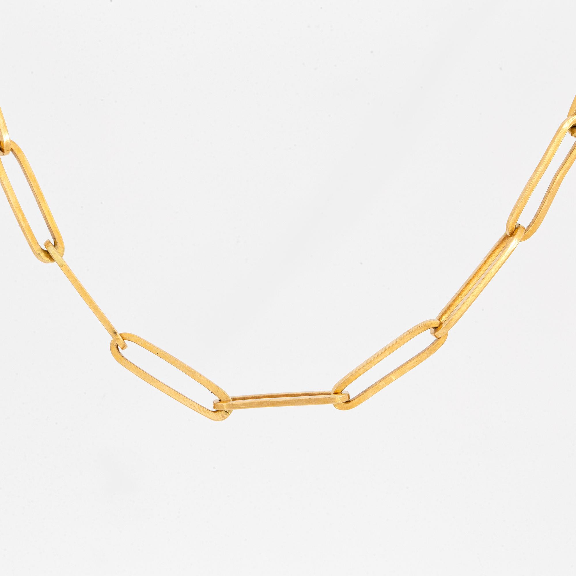 18K gold Rey Urban necklace.